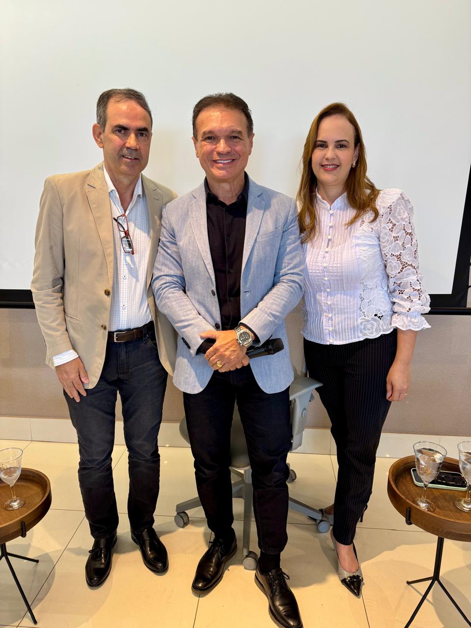 ENDOMETRIOSE: QUEM CONDUZ O TRATAMENTO É O GINECOLOGISTA